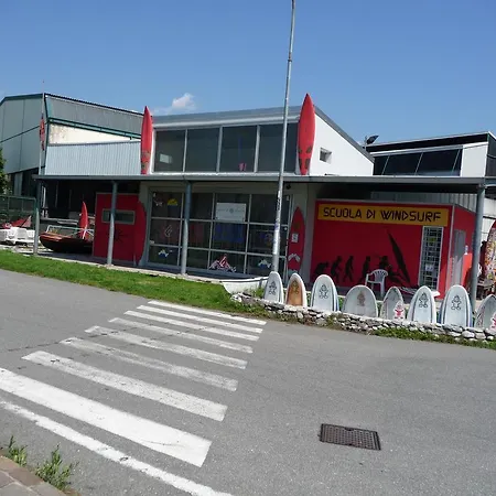 Terrazzo Sul Lago * דרביו