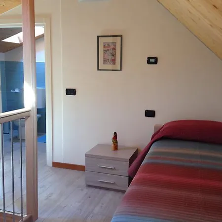 Terrazzo Sul Lago דרביו